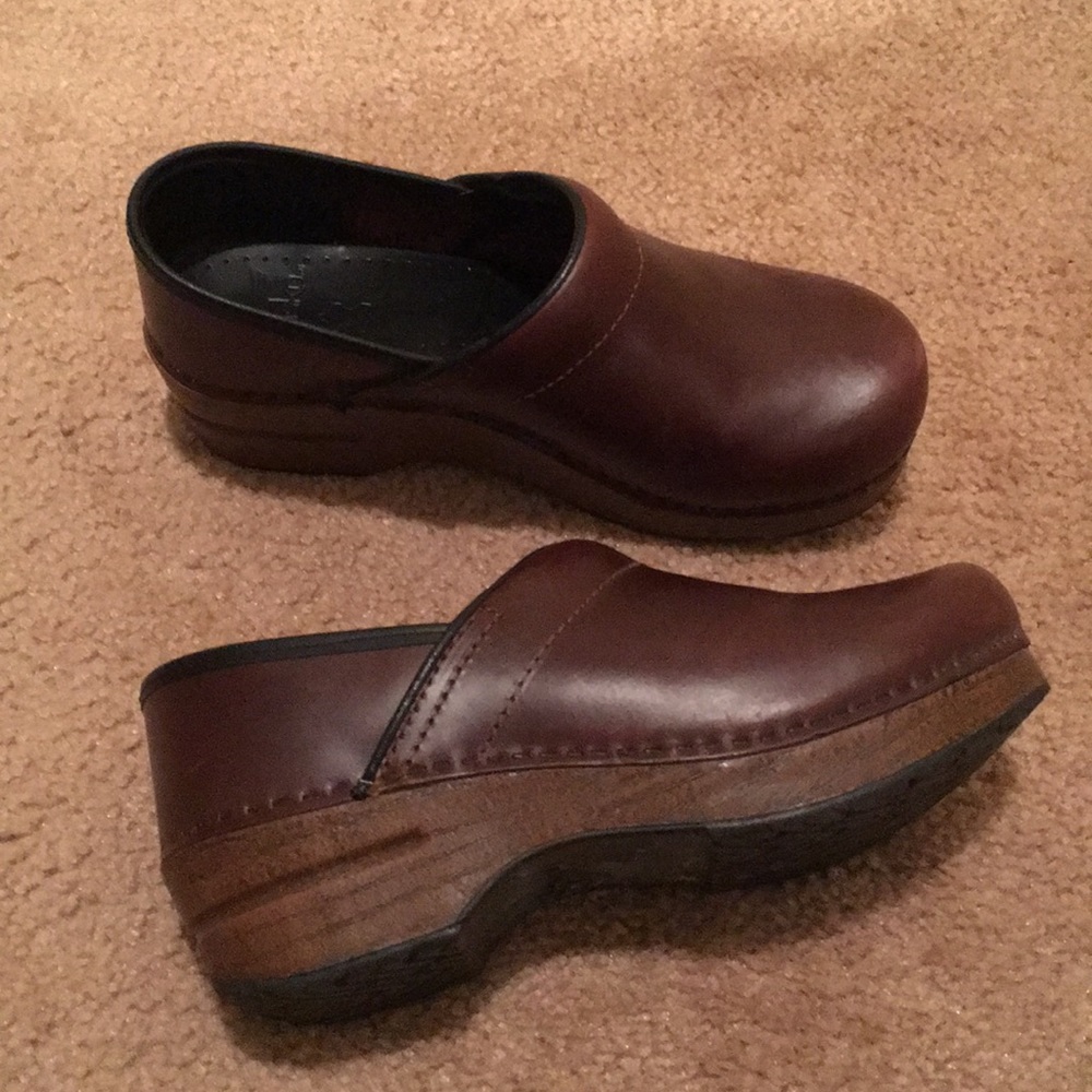 Dansko Clogs!!!